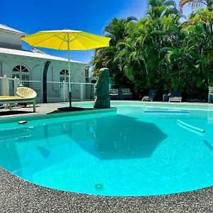 Lord Domaine - Piscine & - Bar & Lounge - Restaurant Gastronomique Lamentin